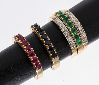 14 kt Gold Brillant-Farbstein-Ringquartett, GG 585/000, 1 Ring, 2 rhg. Ringschiene, 16 Brillanten zus. ca. 0.16 ct Weiß/si, 1 Ring, 7 rundfacett. ...