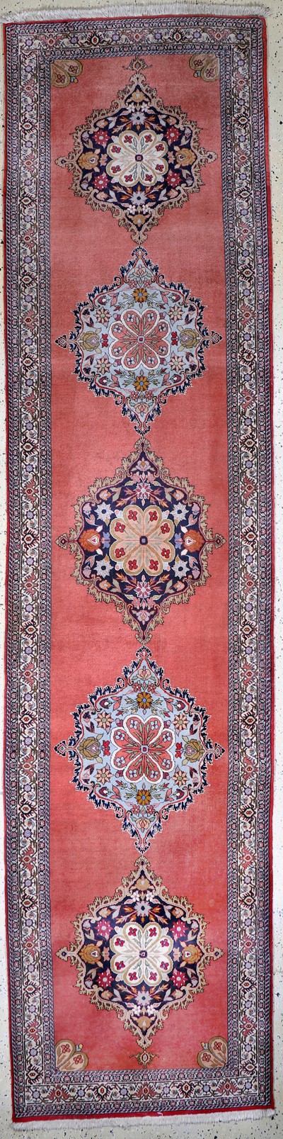 Bidjar fein, Persien, Ende 20.Jhd., Korkwolle, ca. 385 x 92 cm, EHZ: 2