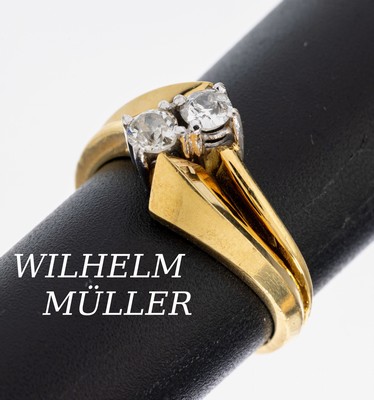 18 kt Gold Diamant Ring, GG/WG 750/000, in WG gefasste 2 Altschliffdiamanten zus. ca. 0.35 ct Weiß/p, RW 52.5, Meistermarke Wilhelm ...