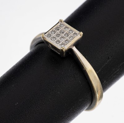 14 kt Gold Diamant-Ring, WG 585/000, quadratischer Ringkopf, 16 8/8-Diamanten zus. ca. 0.05 ct Weiß/si, RW 52