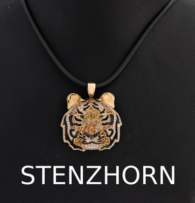 18 kt Gold STENZHORN Brillant-Saphir-Tsavorith-Anhänger, GG 750/000, Darstellung eines Tigerkopfes, 146 Brillanten zus. ca. 1.40 ct Weiß/vs, 57 ...