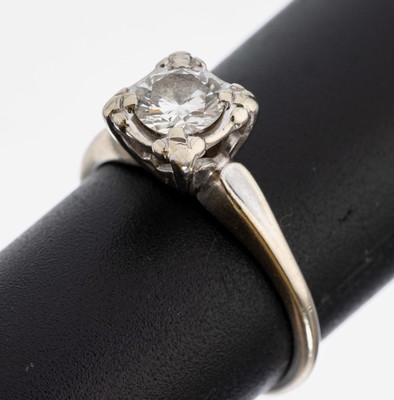 14 kt Gold Brillant-Ring, WG 585/000, Brillant ca. 0.60 ct Weiß/vs, RW 55, ca. 2.9 g, neue Rhod. empfohlen