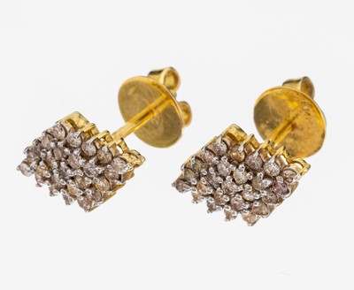 Paar 14 kt Gold Brillant-Ohrstecker, GG 585/000, 50 Brillanten zus. ca. 0.50 ct Weiß- get.Weiß-Braun/p, ca. 4.9 g