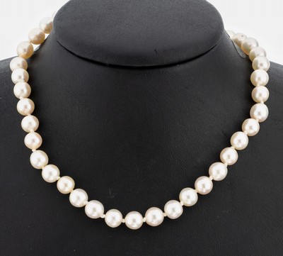 Überlanges Perl-Collier, endlos, Akoyazuchtperlen, D. ca. 7.5-7.8 mm, L. ca. 250 cm