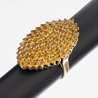 9 kt Gold Saphir-Ring, GG 375/000, prunkvolle Gestaltung, rundfacett. gelbe Saphire zus. ca. 4.0 ct, RW 54, ca. 8.6 g