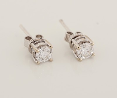 Paar 14 kt Gold Brillant-Ohrstecker, WG 585/000, 2 Brillanten zus. ca. 0.50 ct hochfeines Weiß(D,E)/lr, IGI-Expertisen anbei