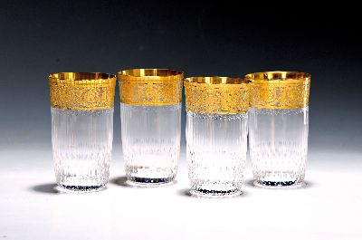 7 Bechergläser für Wasser, Bier oder Saft, Saint Louis, Dekor Thistle, farbloses Kristallglas, fein geätzte Goldbordüre, H. 11 ,5 cm