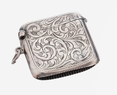 Streichholzetui, England, Birmingham 1920, 925er Silber, Dekor aus Rocaillen und Voluten,freies wappenf. Monogrammfeld, ca. 4 x 4 cm, ca. 23.9 g, ...