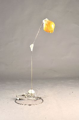 Stehleuchte "Ssymmank" Model no. sy1, Entw. Günter Ssymmank (1919-2009), Ausführung wohl Mawa Design, Langerwisch, spiralförmiger Fuß ...