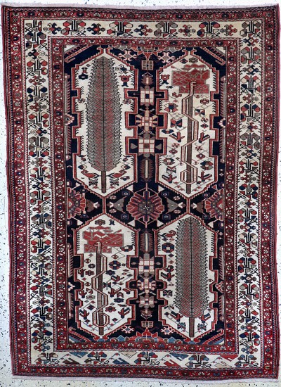 Bachtiar"Baum-Teppich", Persien, um 1920-1930, Wolle auf Baumwolle, ca. 195 x 142 cm, EHZ: 2, (fachkundig restauriert & gereinigt)