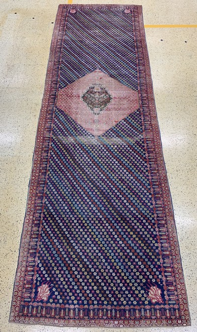 Antiker Giordes"Kelley", Türkei, Anfang 19.Jhd, Wolle auf Wolle, ca. 663 x 205 cm: 3, (kleine restaurierungen)