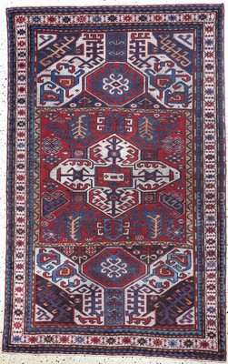 "Kasim-Ushag"Kazak antik, Kaukasus, 19.Jhd,Wolle auf Wolle, ca. 208 x 133 cm, restauriert, EHZ: 2, (gleichmäßig dünn)