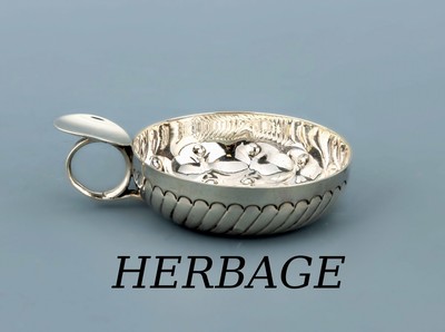 Branntweinschale, Frankreich um 1900, 950er Silber, Meistermarke HERBAGE, ca. 81.8 g, D. ca. 7.5 cm
