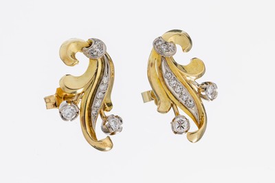 Paar 18 kt Gold Diamant-Ohrstecker, GG 750/000, 6 Brillanten und 10 8/8-Diamanten zus. ca. 0.52 ct Weiß/vs-si, ca. 3.8 g