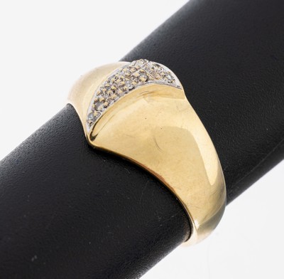 14 kt Gold Diamant-Ring, GG/WG 585/000, schlicht, 10 in WG gefasste 8/8-Diamanten zus.ca. 0.05 ct (grav.) Weiß/si, RW 58, ca. 3.7 g