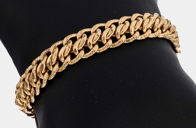 18 kt Gold Armband, GG 750/000, ineinander verschlungene Ösen, teilw. strukt., L. ca. 18.5 cm, Kastenschloss mit 2 Sicherheitsachten, ca. 19.1 g