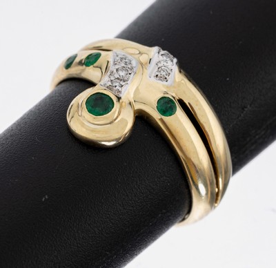 14 kt Gold Smaragd-Brillant-Ring, GG 585/000, 4 rundfacett. Smaragde zus. ca. 0.08 ct, 6 Brillanten in rhod. Fassungen zus. ca. 0.03 ct Weiß/si, RW ...