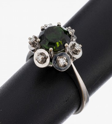14 kt Gold Turmalin-Diamant-Ring, WG 585/000, erhaben gefasster rundfacett. Turmalin ca. 1.30 ct, 6 8/8-Diamanten zus. ca. 0.08 ct Weiß/si, RW 57, ...