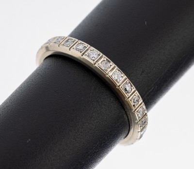 18 kt Gold Diamant-Ring, WG 750/000, 27 8/8-Diamanten zus. ca. 0.27 ct Weiß/p, RW 60, ca. 3.7 g