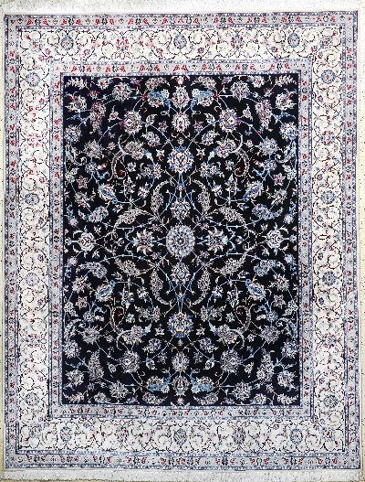 Nain fein(6 La), Persien, Ende 20.Jhd, Korkwolle mit Seide, ca. 255 x 197 cm, ca. 1,0Mio. Kn/qm, minimale Mottenfraß am Rand, EHZ: 2