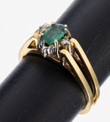 18 kt Gold Smaragd-Diamant-Wendering, GG 750/000, außergewöhnliche Gestaltung, Ringkopfbeidseitig tragbar, eine Seite mit ovalfacett.Smaragd ca. ...