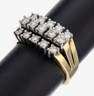 14 kt Gold Brillant-Ring, GG/WG 585/000, 15Brillanten zus. ca. 1.00 ct (grav.) Weiß/si, ca. 7.6 g, RW 58, Reinigung empfohlen