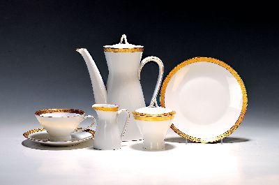 Kaffeeservice, Rosenthal, 2.Hälfte 20.Jh., Dekor Odyssee, Porzellan, Form 2000, Goldbordüre mit griechischer Umschrift "Odyssee 4. Gesang, ...