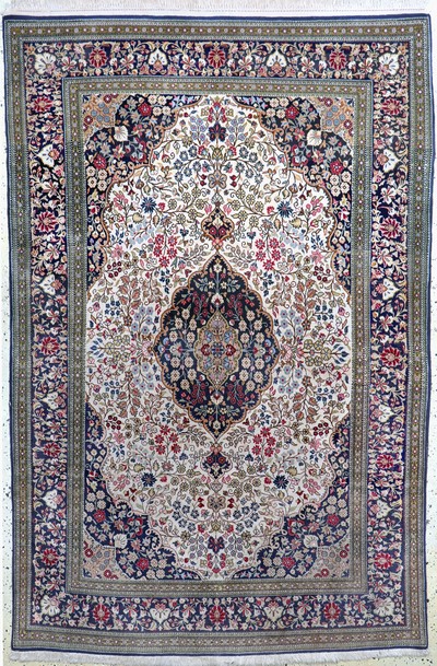 Ghom Kork, Persien, Mitte 20.Jhd, Korkwolleauf Baumwolle, ca. 212 x 142 cm, EHZ: 2