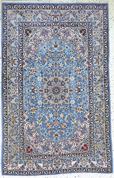 Esfahan fein, Persien, Ende 20.Jhd., Korkwolle auf Seide, ca. 167 x 106 cm, EHZ: 2