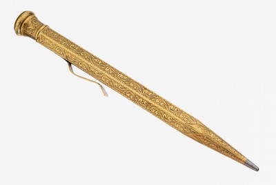 14 kt Gold Drehbleistift, um 1900, GG 585/000, Oberfläche fein grav. und guill., Minenhalterung Metall verg., ca. 18.9 g