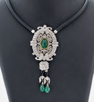 Prunkvoller 14 kt Gold Smaragd-Brillant- Anhänger, WG/GG 585/000 gepr., ovaler Smaragd-Cabochon und 2 bewegl. abgehängte Smaragd-Pampeln zus. ca. ...