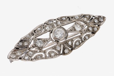 14 kt Gold Art-Deco Diamant-Brosche, WG 585/000, Altschliff-Diamanten und Diamantrosenzus. ca. 1.10 ct Weiß/si-p1, ...