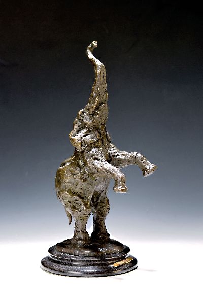 Nach Rembrandt Bugatti (1884-1916), "Aufsteigener Elefant", Bronzeskulptur, posthumer Guß, Motiv verwandt als Kühlerfigur des Bugatti ...