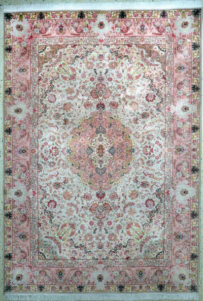 Täbriz fein(50 Raj), Persien, Mitte 20.Jhd,Korkwolle mit Seide, ca. 290 x 200 cm, ca. 500.000 Kn/qm, EHZ: 2