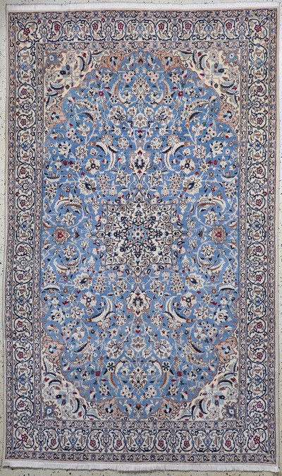 Nain fein(9 La), Persien, Mitte 20.Jhd, Korkwolle mit Seide, ca. 280 x 170 cm, ca. 500.000 Kn/qm, gereinigt, EHZ: 1-2