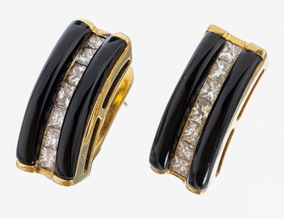 Paar 14 kt Gold Onyx-Diamant-Ohrstecker, GG 585/000, 4 eingeschliffene Onyx-Stäbe, 14 Diamanten im Princess Cut zus. ca. 1.50 ct Weiß/vs-si, ca. ...