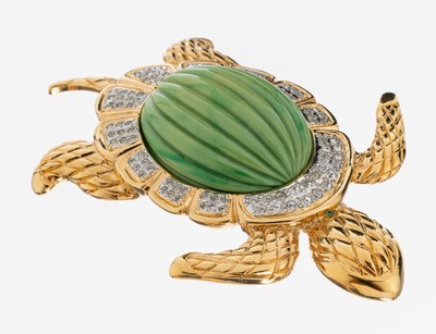 Modeschmuckbrosche "Schildkröte" VOGUEBIJOUX 1970/80er Jahre, Metall vergoldet, farbloser Straßbesatz, Panzer gerieftes grünes Glas- ...