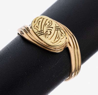 14 kt Gold Siegelring, GG 585/000, gegenläufig gearbeitet, ovale Gravurplatte, abstrakt grav., RW 59, ca. 3.7 g