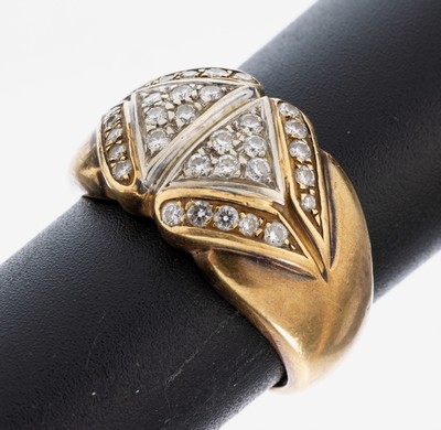 18 kt Gold Brillant-Ring, GG/WG 750/000, symm. Ringkopf, 32 Brillanten zus. ca. 0.32 ctWeiß/si, RW 54, ca. 8.3 g