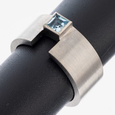 Palladium Topas-Ring, Pd 950/000, mattiert,Topas-Carree (beh.) ca. 0.25 ct, RW 55, ca. 11.9 g