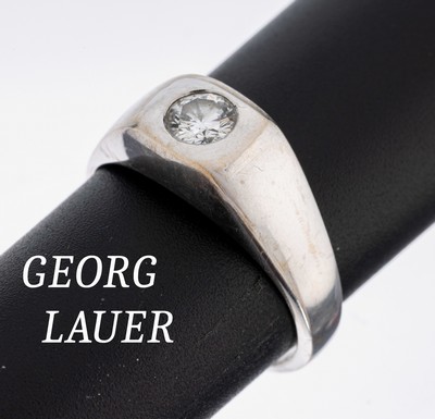 18 kt Gold GEORG LAUER Brillant-Ring, WG 750/000, Brillant ca. 0.50 ct Weiß/vs, RW 62, ca. 8.5 g, Zertifikat anbei