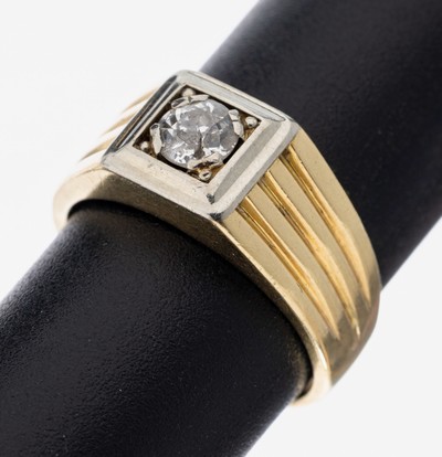 14 kt Gold Diamant-Ring, 1950er Jahre, GG/WG 585/000, in WG gefasster Altschliff- diamant ca. 0.28 ct Weiß/p1, Ringschultern gerillt, RW 50, ca. ...