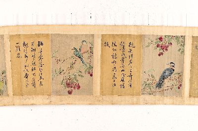 Kalligraphie-Farbholzschnitt-Rolle, China, 19. Jh., 6 versch., Tierdarstellungen und Schrift, Altersschäden/Feuchtigkeitsschäden