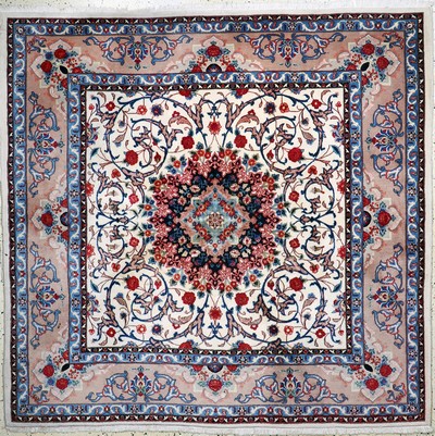 Yazd Kork fein, Persien, Ende 20.Jhd, Korkwolle mit Seide, ca. 193 x 200 cm, Reinigungsbedürftig, EHZ: 2
