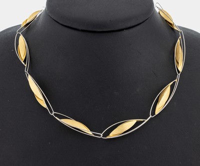 18 kt Gold und Platin Design Collier, GG 750/000 und Pt 950, GG gebürstet, abstrakte Glieder, L. ca. 43 cm, Hakenschließe, ca. 19.4g, sign. PUR