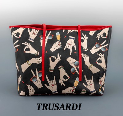TRUSSARDI Shopper, "Gestures", 100 % PVC, schwarz, mit versch. Gesten, sehr ausgefallen,großes Innenfach, roter Stoff, 3 Einschub- ...