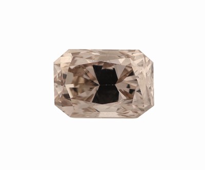 Loser Diamant, 0.72 ct natural fancy light brown/si1, cut cornered rectangular modified brilliant, mit GIA-Expertise
