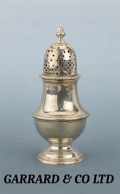 Gewürzstreuer, England, London, 1960, 925erSilber, zylindrisch-balusterförmig, runder profilierter Fuß, abnehmbarer durchbrochen gearbeiteter ...