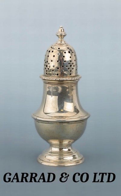 Sauciere, England, London, 1961, 925er Silber, schlichte bauchige Grundform, Zierrand, Handhabe mit Akanthusblatt, auf 3 Füßen mit ...