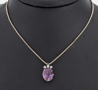 14 kt Gold Amethyst-Brillant-Anhänger, WG 585/000 gepr., ovalfacett. Amethyst ca. 3.40 ct, Facettenkanten abgetragen, 3 Brillanten zus. ca. 0.06 ct ...